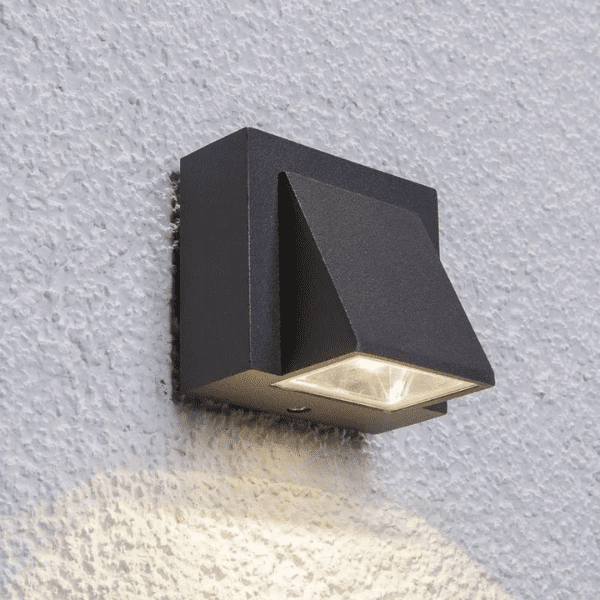 Aplique Led Simple Exterior Ip54 5w 3000k Negro Modelo Kapelle Und - Imagen 3